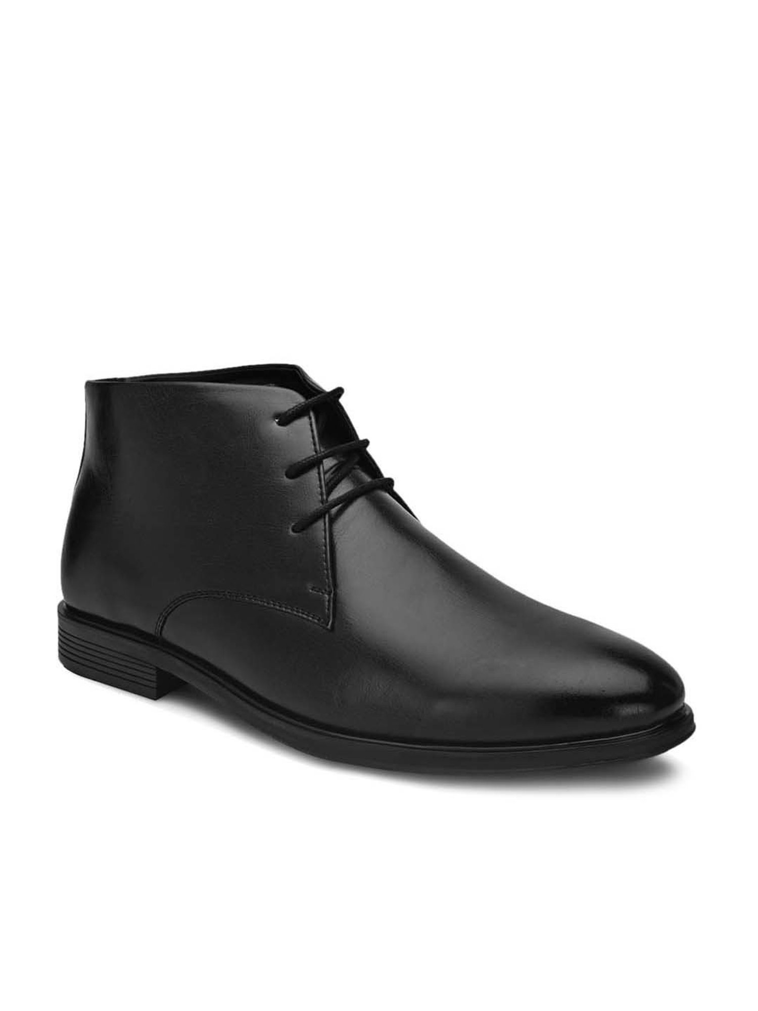 Black best sale chukka sneakers