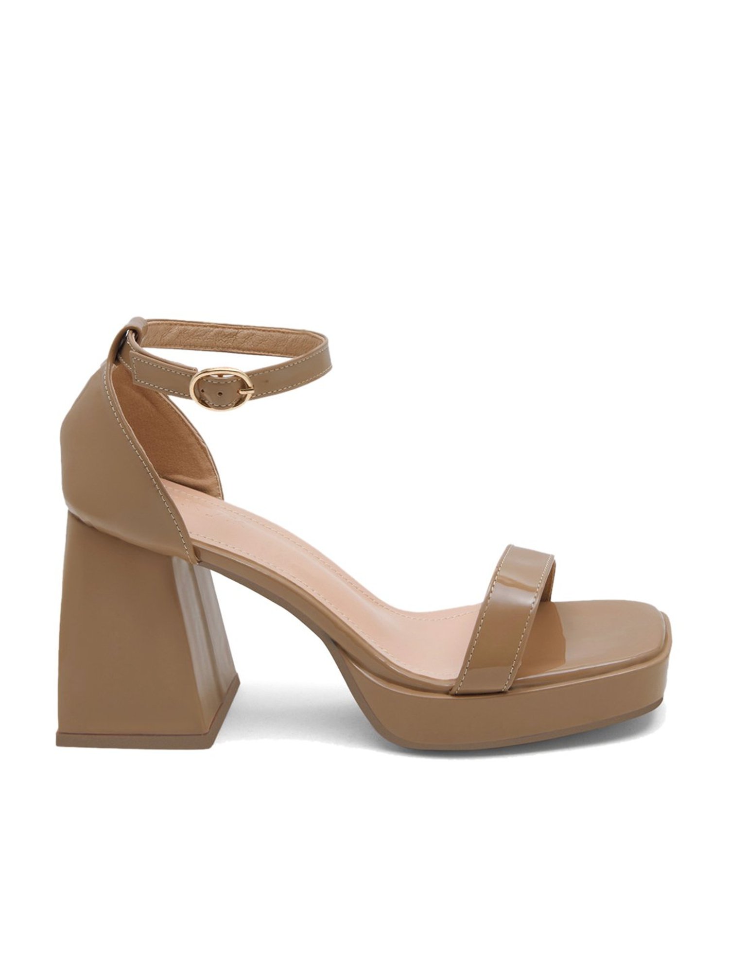 Casual Wear Plain Ladies Lavie Wedges Sandal, for Daily, Size: 3-9 at Rs  400/pair in Bhilwara