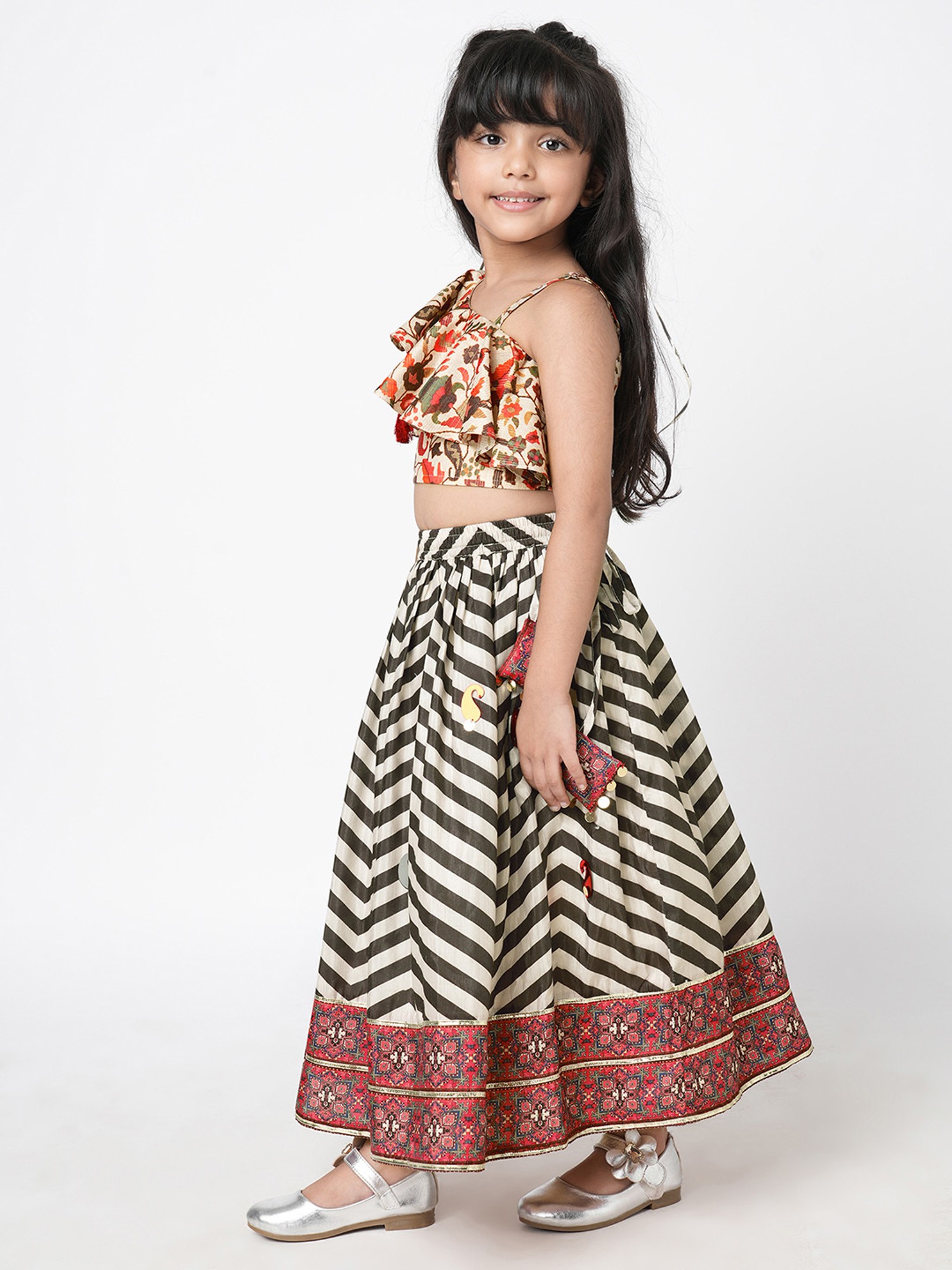 Reeta Fashion Designer Maroon Georgette Zari Weaving Kids Lehenga | Reeta  Fashion
