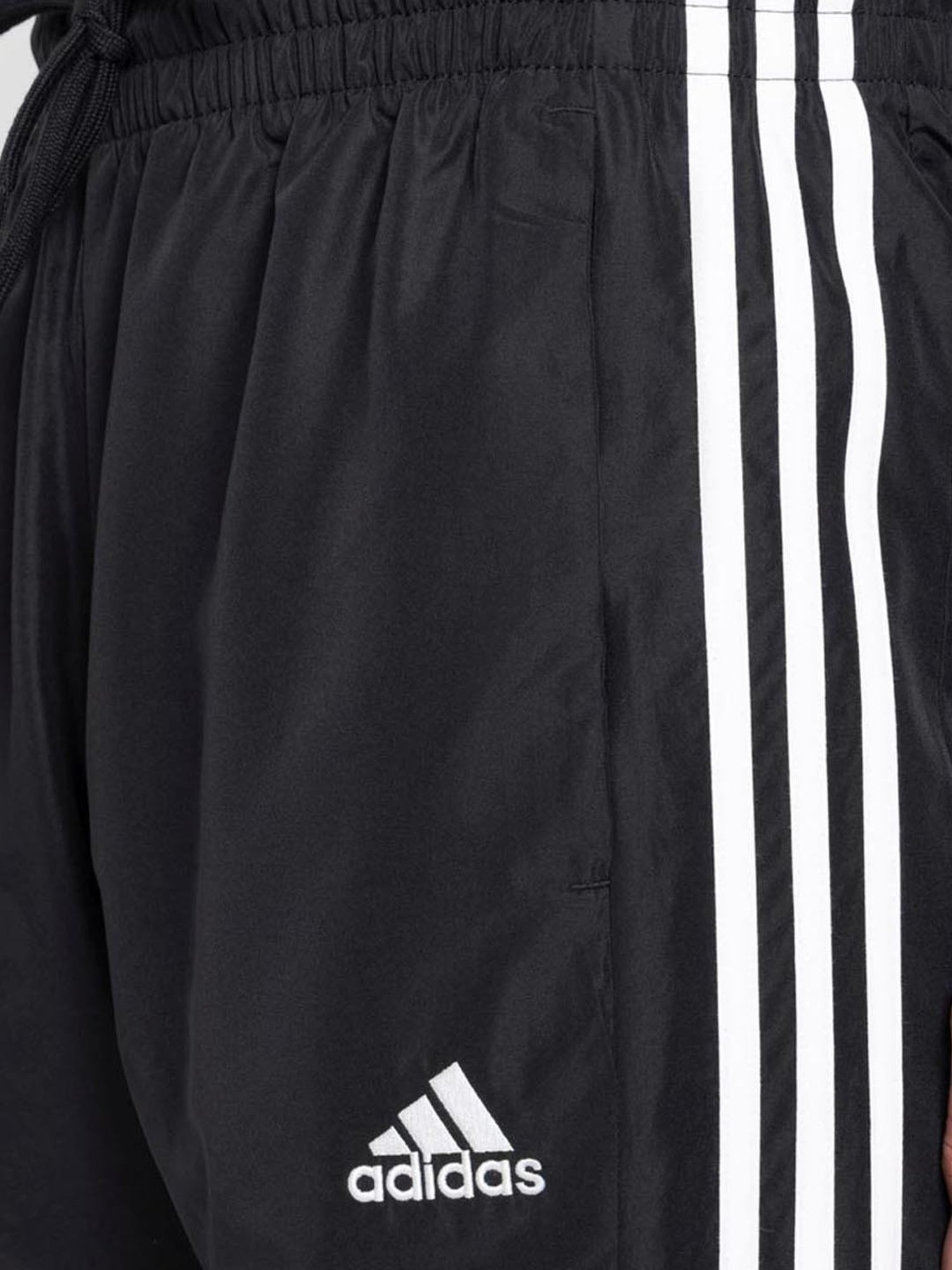 Men's Joggers & Pants | adidas adidas TRACK PANT everyone (BLACK)