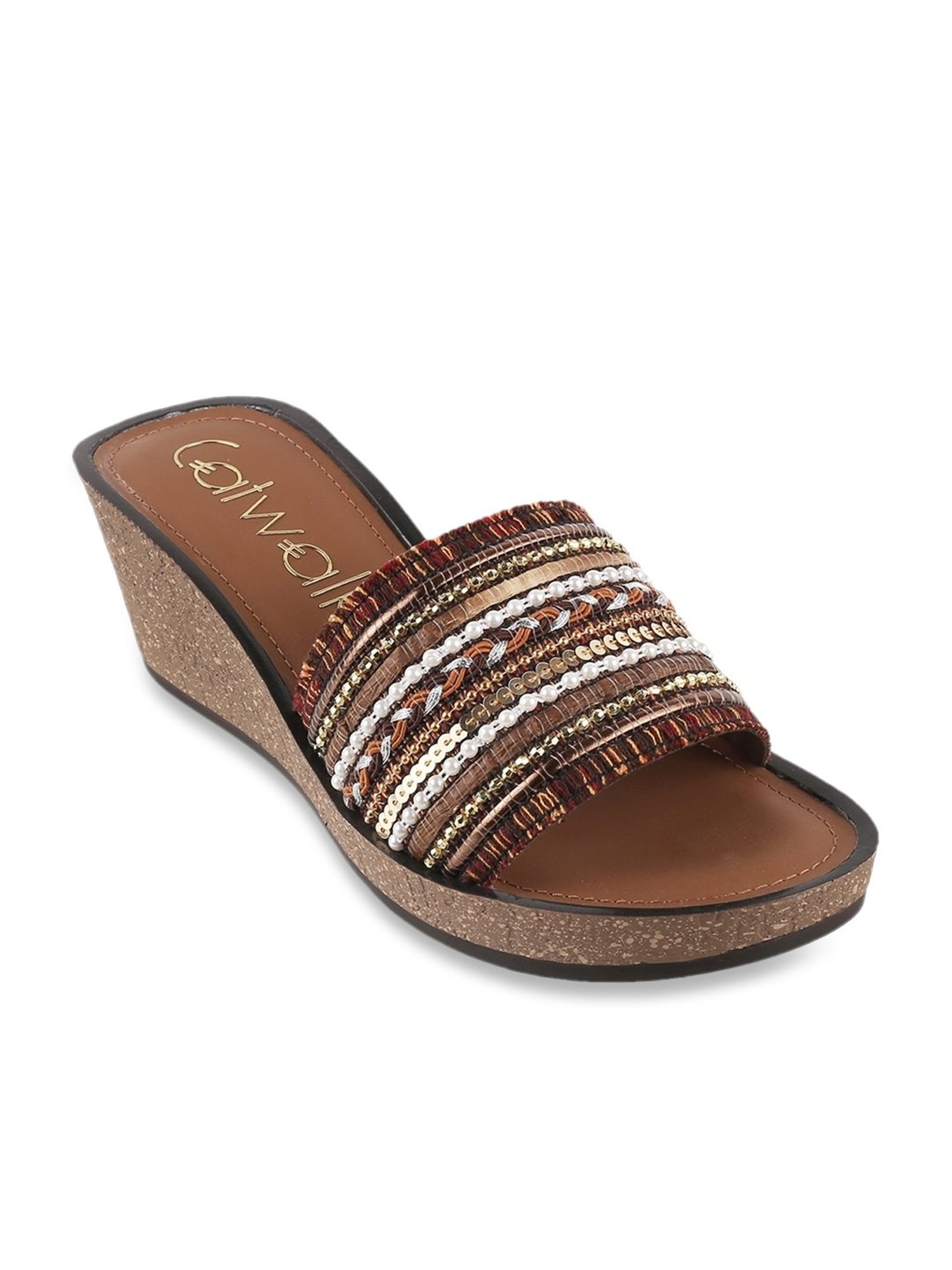 Take Over Ethnic Style With Chic Footwear From Flipkart Big Saving Day Sale