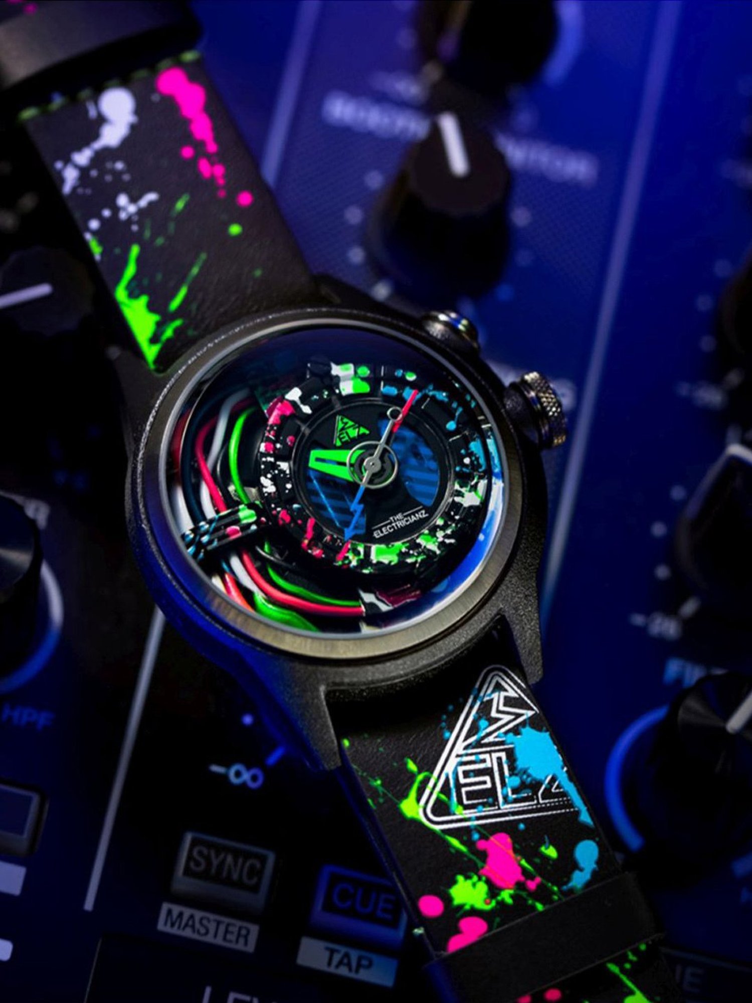 Buy THE ELECTRICIANZ The Neon Z Limited Edition 4 Led Light Mens Watch  -Zz-A1A 07-Nlw (M) online