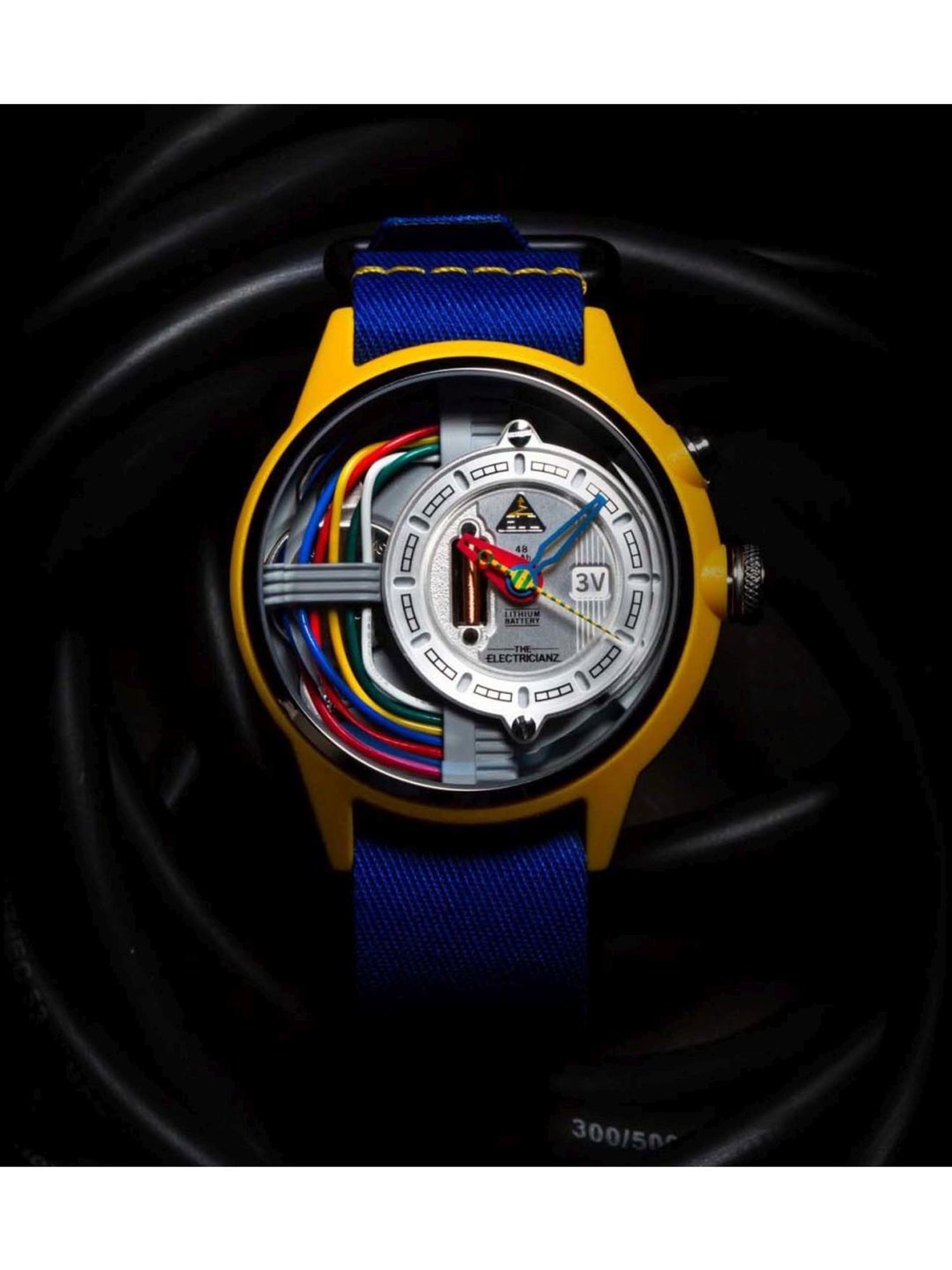 The Electricianz CarbonZ Nato Watch | EndlessPens