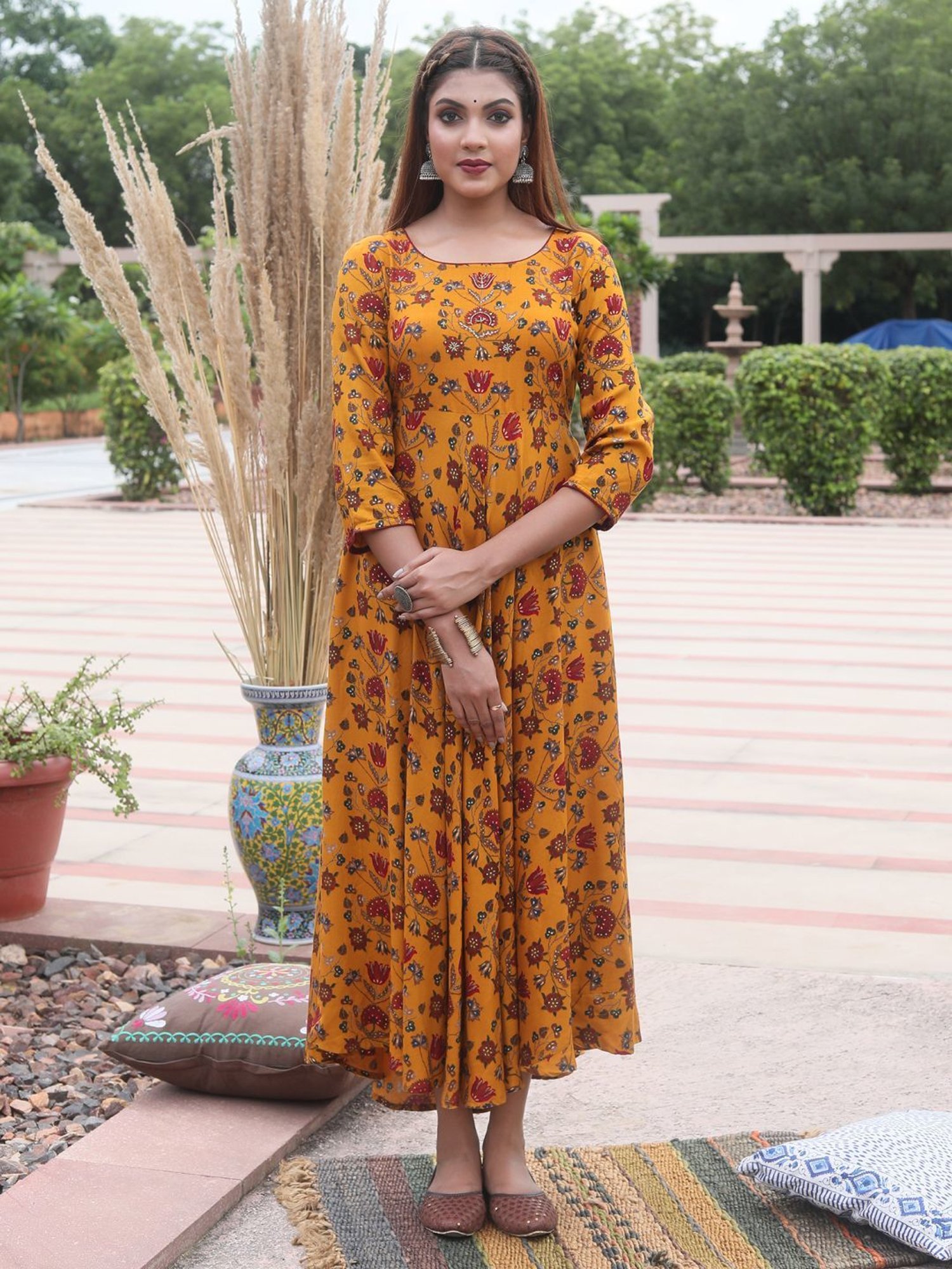 Mustard floral best sale maxi dress