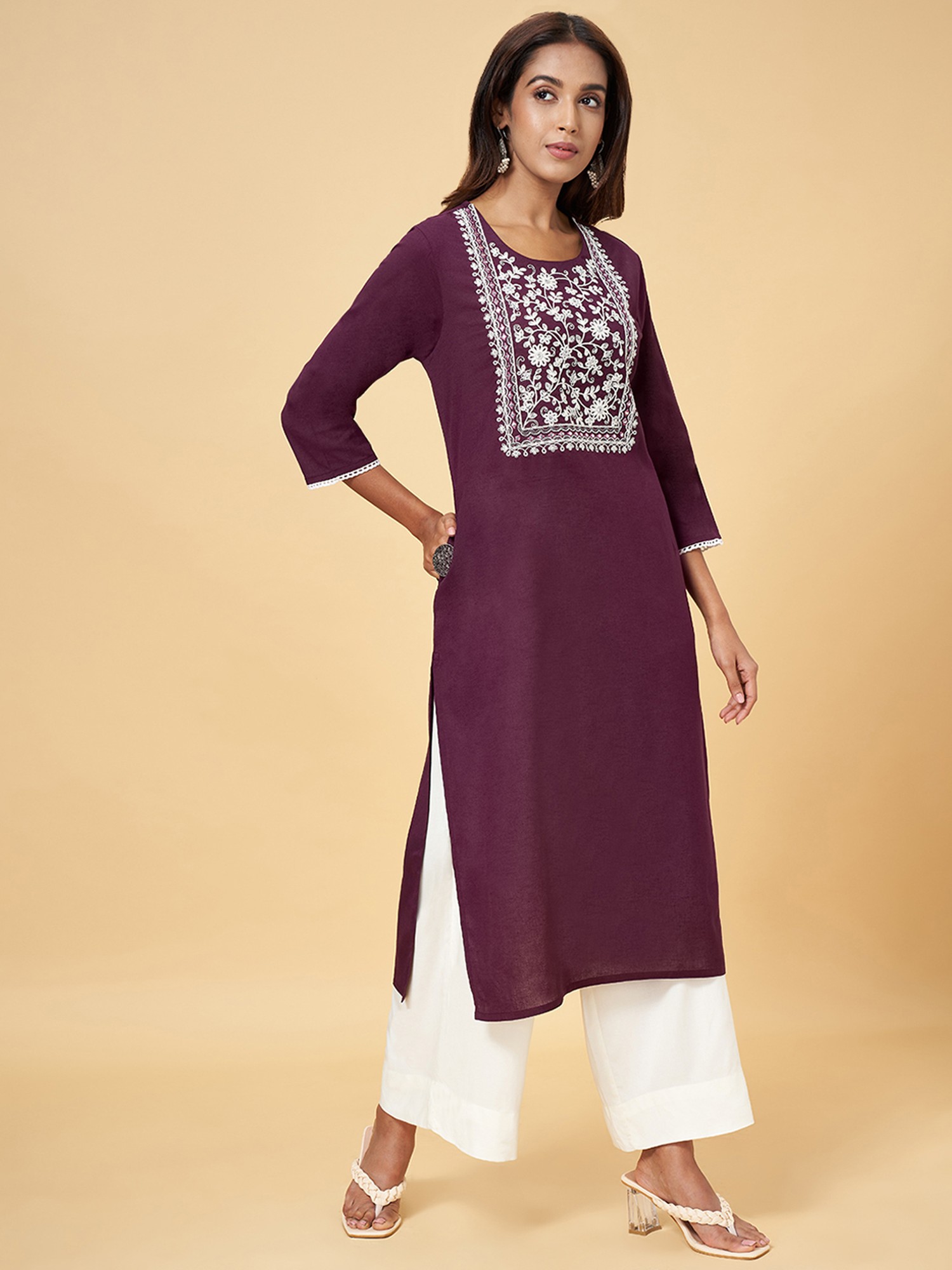 Buy Rangmanch by Pantaloons Grey Printed Shrug for Women Online @ Tata CLiQ