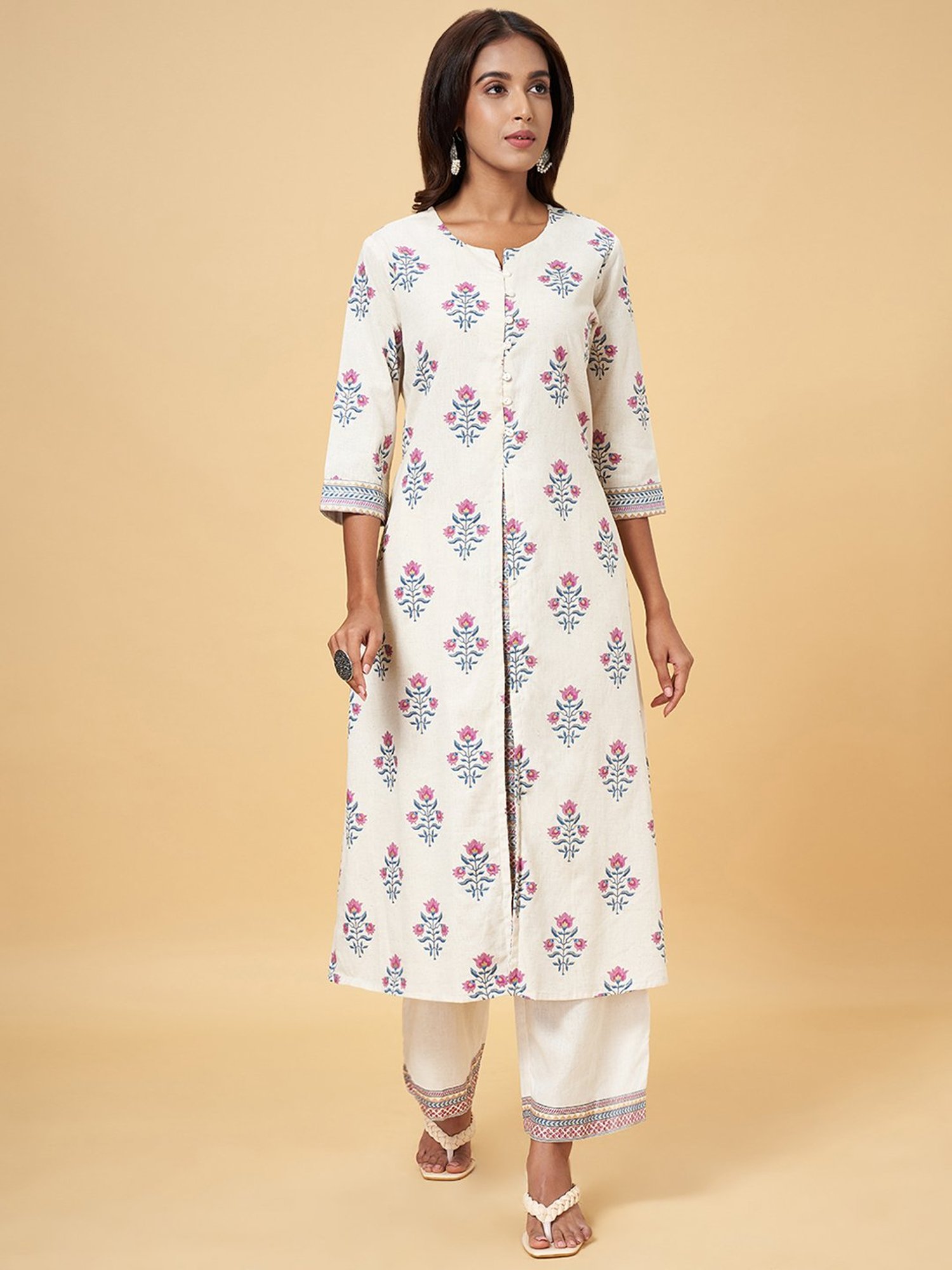 Rangmanch By Pantaloons Cotton Off White Kurtas - Buy Rangmanch By  Pantaloons Cotton Off White Kurtas online in India