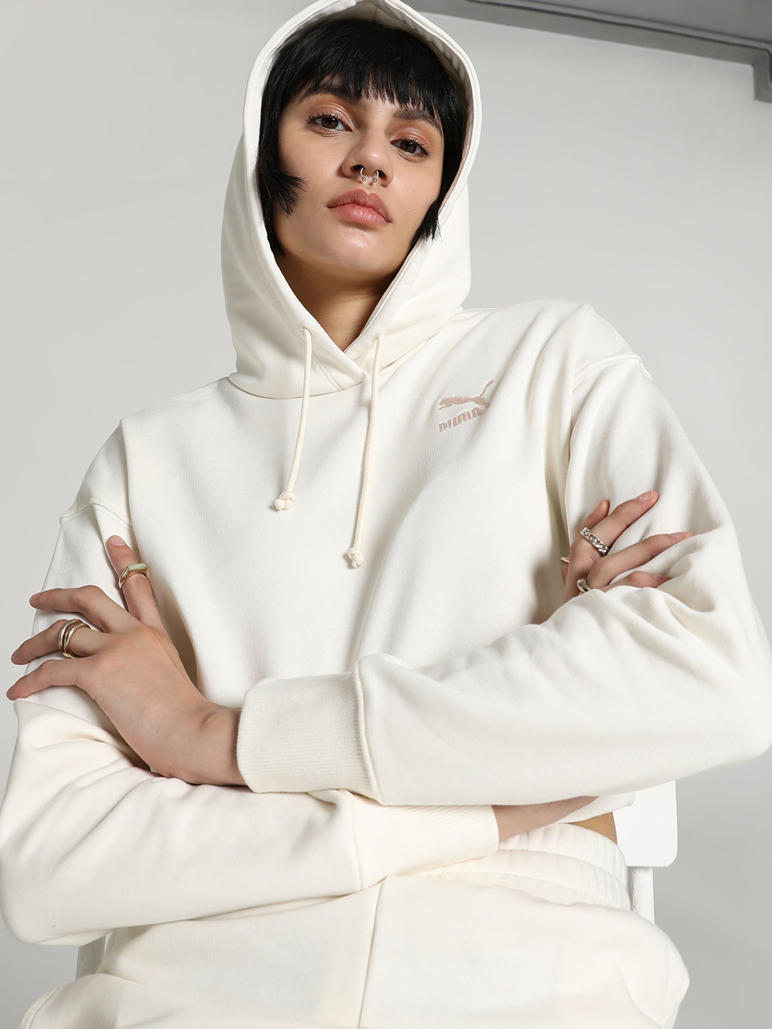 Buy Puma Off-White Cotton Solid Sports Cropped Hoodie for Women Online @  Tata CLiQ