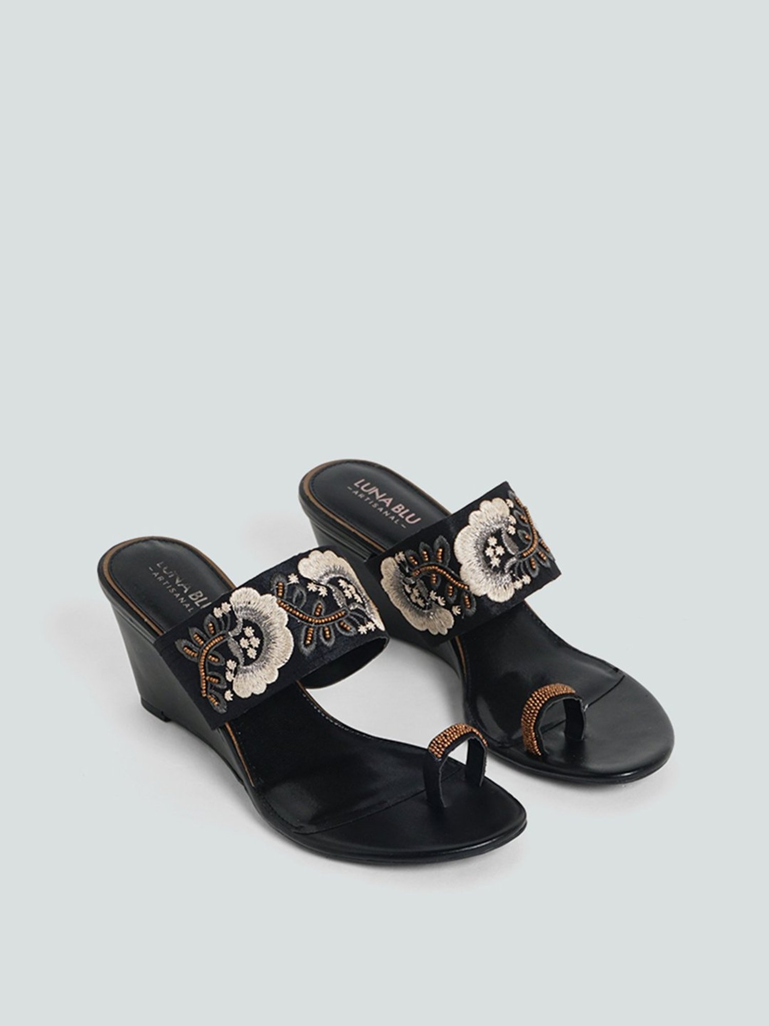 Whimsy platform wedge discount sandal