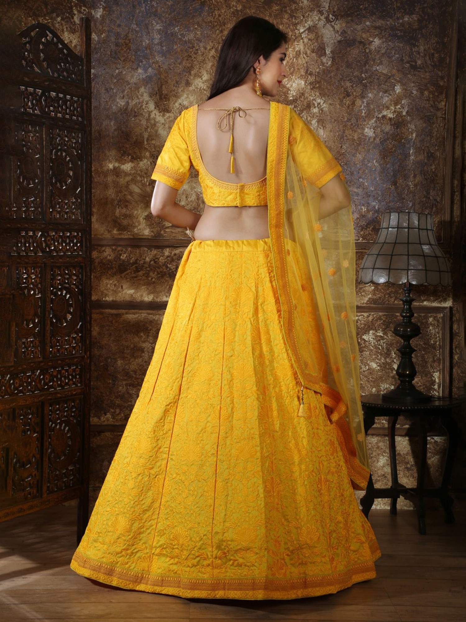 Buy Designer Sarees, Salwar Kameez, Kurtis & Tunic and Lehenga Choli.Elegant  Yellow Lehenga Choli