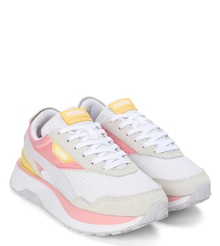 Cruise cheap girl sneakers