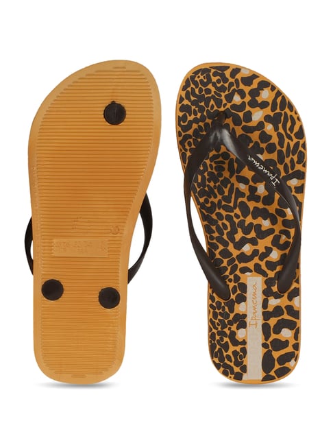 Ipanema animal print flip flops online