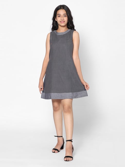 TeenTrums Girls Grey Solid Shift Dress