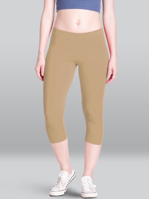 White Capri Leggings – LYRA