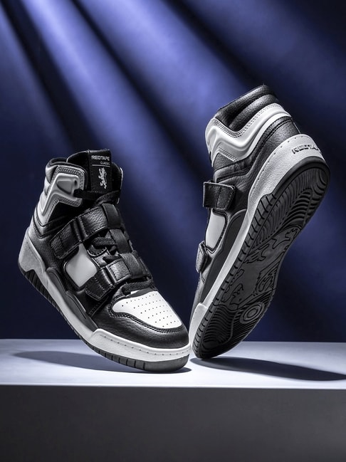 Michael Jordan's 'Flu Game' Sneakers Sold for $1.4 Million | Penta