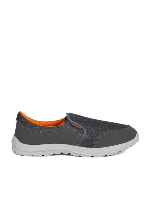 Bata Men's Grey Walking Shoes