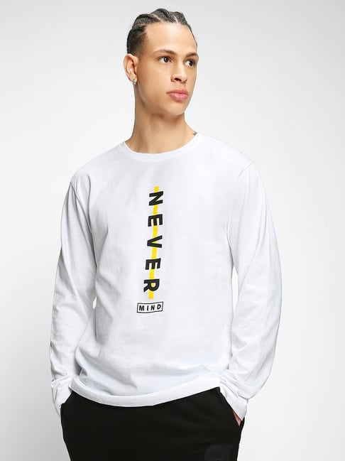 bewakoof white t shirt