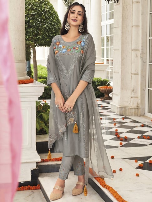 Indo Era Grey Embroidered Kurta Pant Set With Dupatta