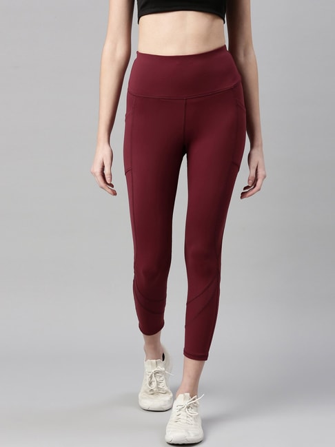 Alo Yoga - Go from studio to street with new leggings, jackets, bras, —  Santa Fe Trail Outfitters