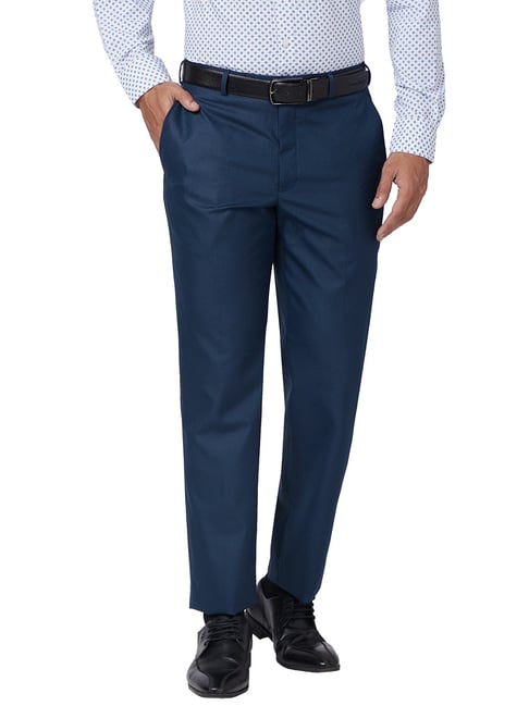Buy Men Black Super Slim Fit Solid Flat Front Formal Trousers Online -  858603 | Louis Philippe