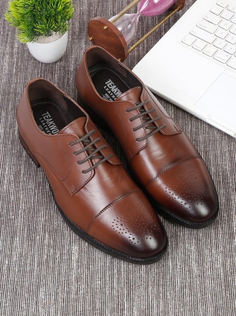 Teakwood leather cheap formal shoes