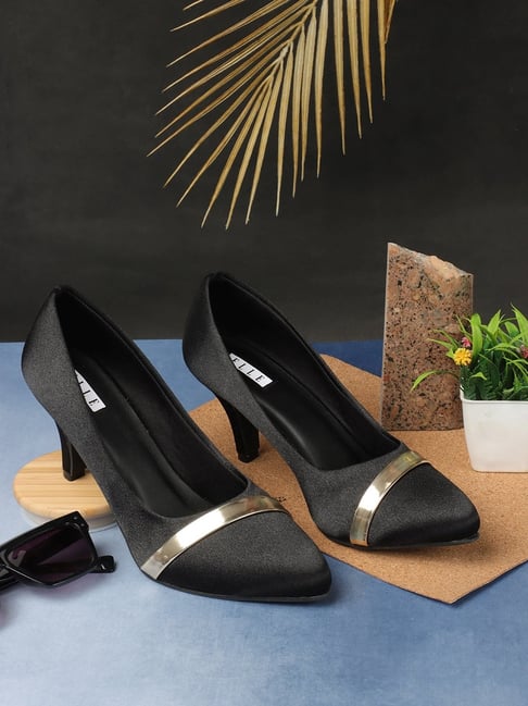 Buy online Black Solid Slingback Pumps from heels for Women by Glitzy Galz  for ₹2629 at 25% off | 2024 Limeroad.com