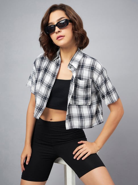 CHIMPAAANZEE White & Black Viscose Checks Crop Shirt-picture-42