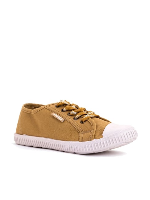 Khadims ladies hot sale canvas shoes