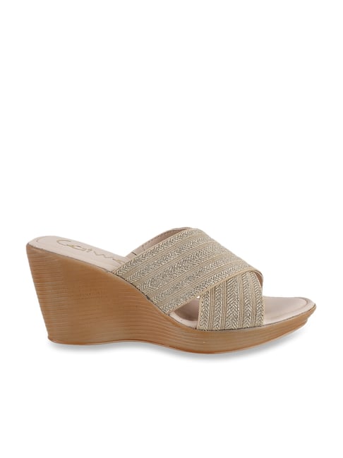 Catwalk deals beige wedges