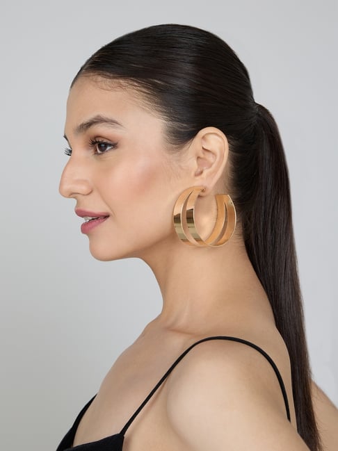 Buy Gold-Toned Earrings for Women by Queen Be Online | Ajio.com