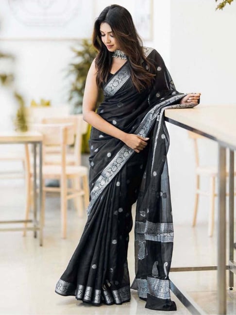 Udita Goswami In Shimmery Black Saree | Zeenat
