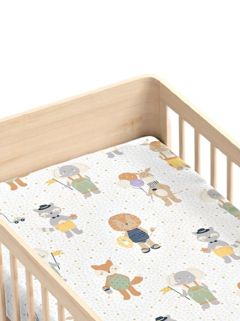 Haus & Kinder Printed Beige 186 TC Cotton Crib sheet