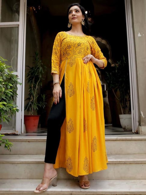 Casual Wear Straight Ladies Rayon Yellow Designer Kurti at Rs 610 in Borawar