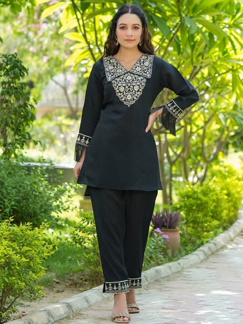 Black pants for kurtis | Buy black pants for women - LYRA