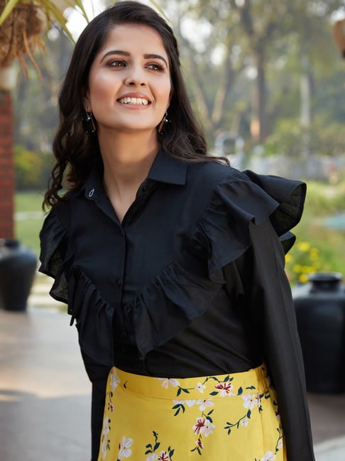 SHUBHKALA Black Yellow Full Sleeves Crop Top and Skirt Set