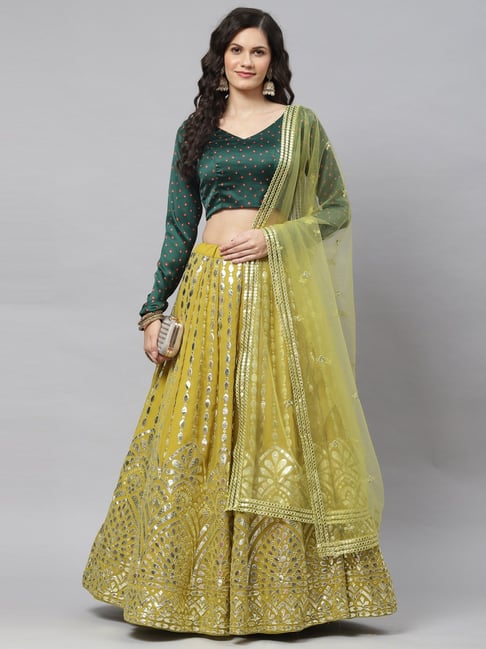 Silk Wedding Wear Pista Green Heavy Embroidery Bridal Lehenga, Size: Free  Size at Rs 85000 in Farrukhabad