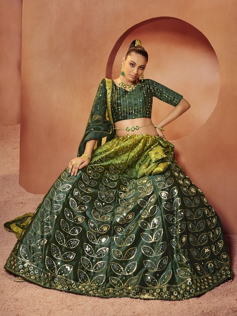 Buy Emerald Green Lehenga And Blouse Russian Jacquard & Bridal Set For  Women by Paulmi and Harsh Online at Aza Fashions.