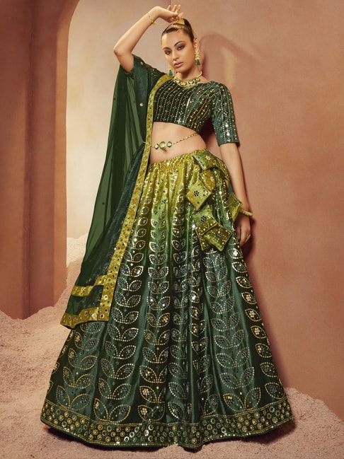 Rama-Green Silk Dual Tone Chowkadi-Butta Motif Lehenga Choli With Organza  Dupatta And All-Over Sequins, Thread, Zari Work | Exotic India Art