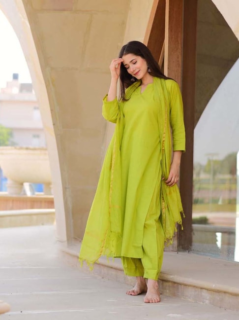 Cotton Fusion Nayo Lime Green Kurta Set with Pants & Mul Printed Dupatta,  Size: XS-XXXL at Rs 899/piece in Gurugram