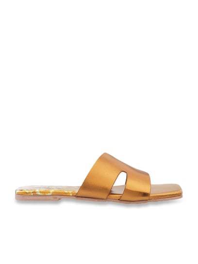 Buy Denill Silver Flat Sandals for Women Online at Best Prices in India -  JioMart.