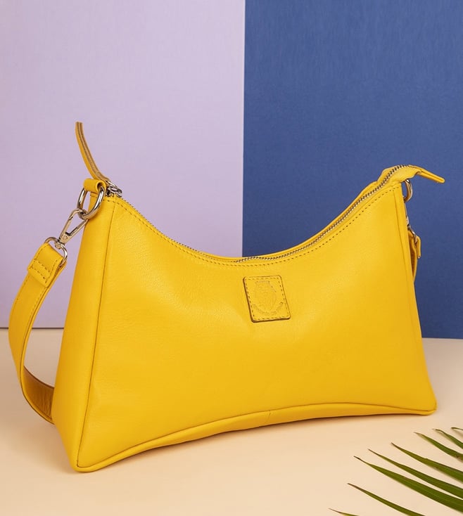 SuperK Yellow Sling Bag Mini Purse Sling Bag For Girls Jelly Purse  Crossbody Shoulder Bag .019 YELLOW - Price in India | Flipkart.com