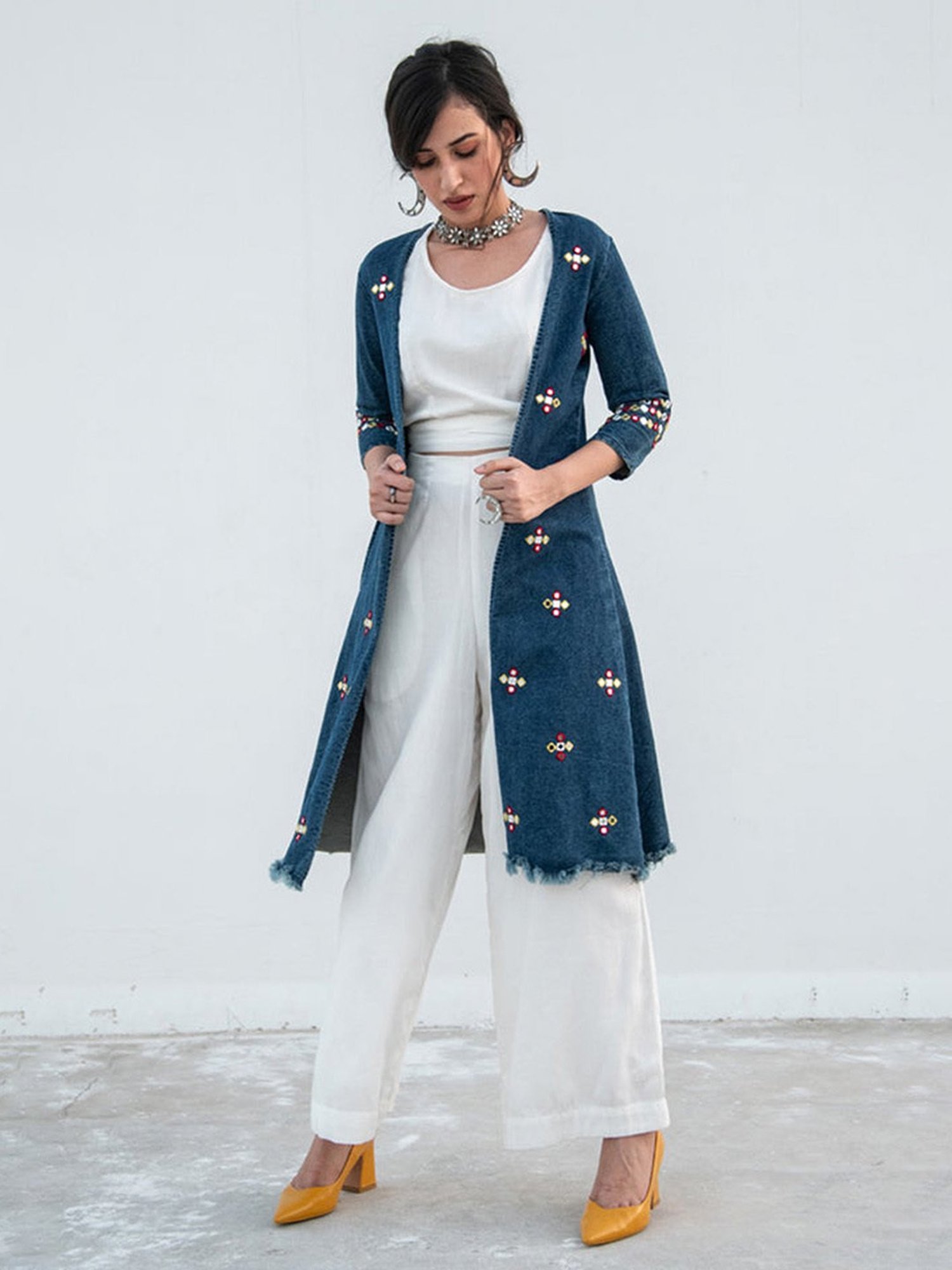 Jofemuho Womens Classic Long Jean Jacket Plus Size Loose Long Sleeve Button  Down Denim Jacket Trench Coat Blue S at Amazon Women's Coats Shop