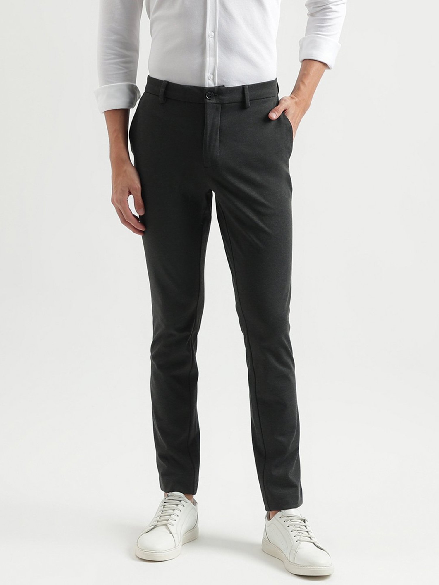Buy United Colors Of Benetton Men Mid Rise Cargos Joggers - Trousers for  Men 24335908 | Myntra