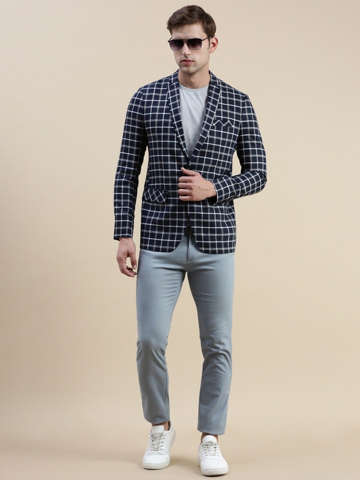 Buy online Navy Blue Solid Casual Blazer from Blazers for Men by Showoff  for ₹2349 at 65% off