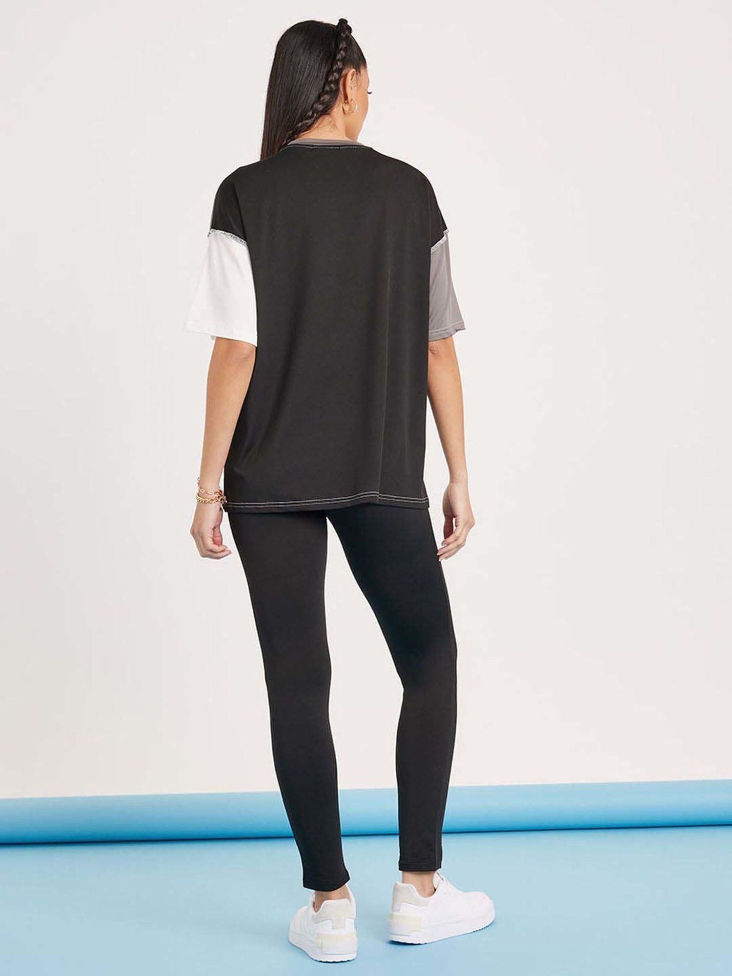 Styli Black Color-Block Sports T-Shirt Leggings Set