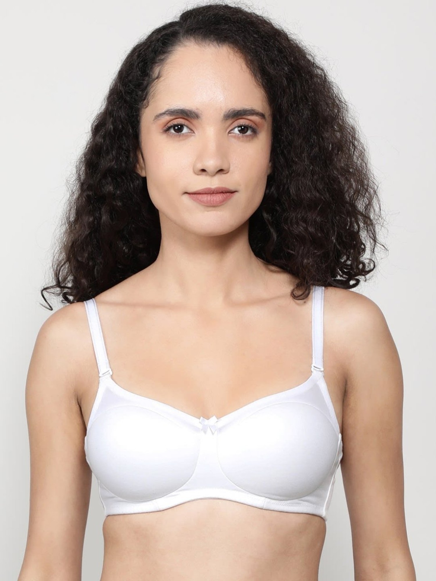 Buy Jockey Padded Non-Wired Full Coverage T-Shirt Bra - White at Rs.1049  online