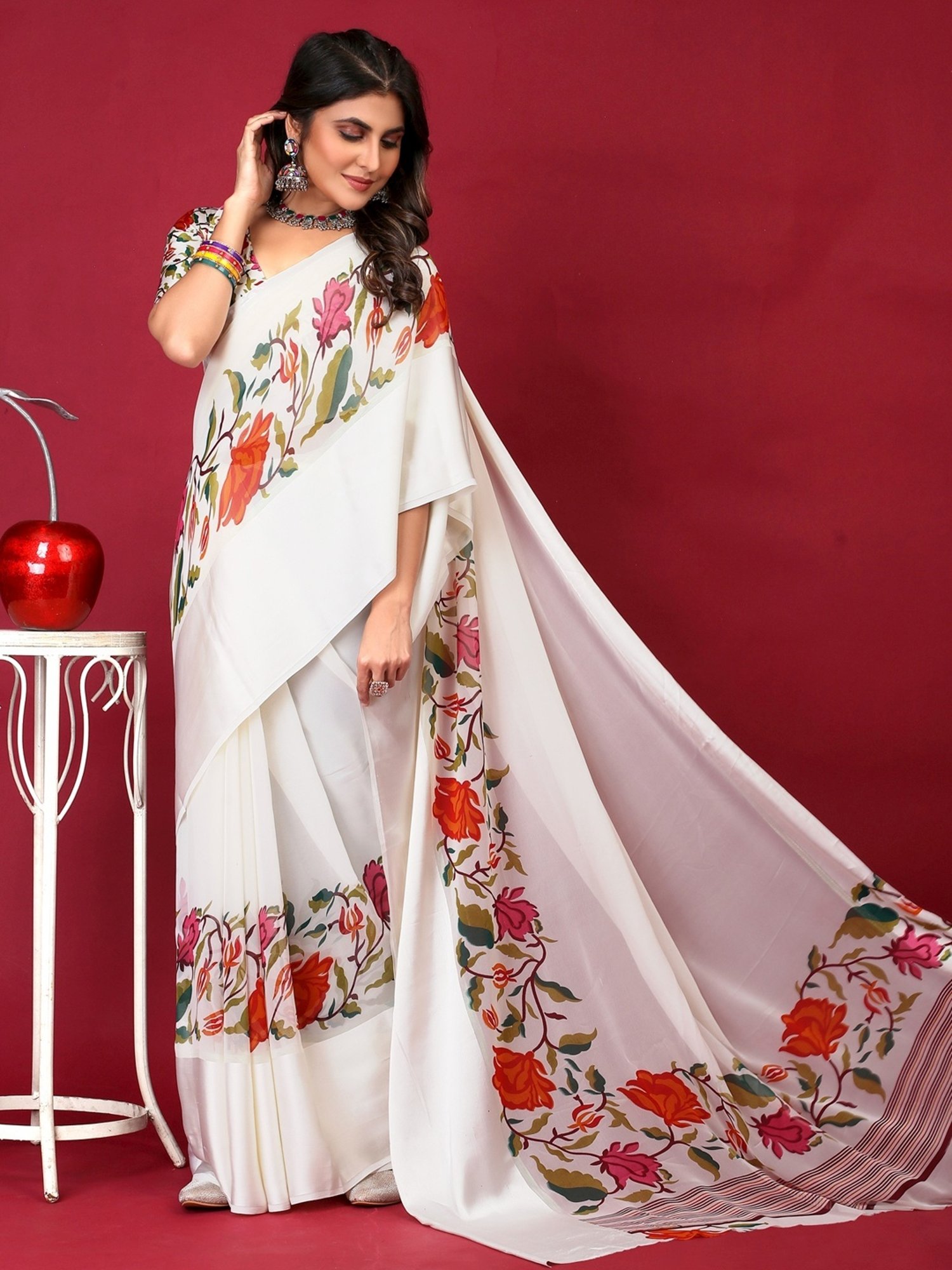 Buy RISILA Women's Linen Floral Printed Saree With Un-Stitched Blouse Piece  (White) at Amazon.in