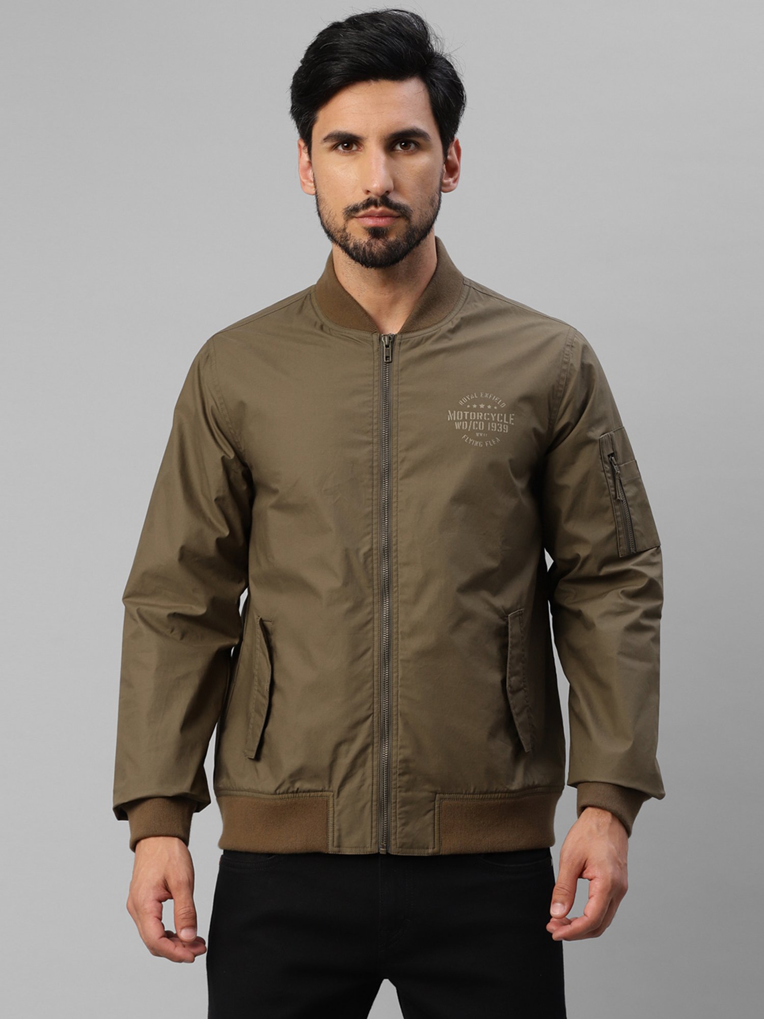 MP000000019540407_1348Wx2000H_