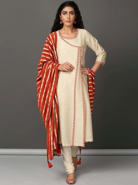 White and clearance red churidar collection