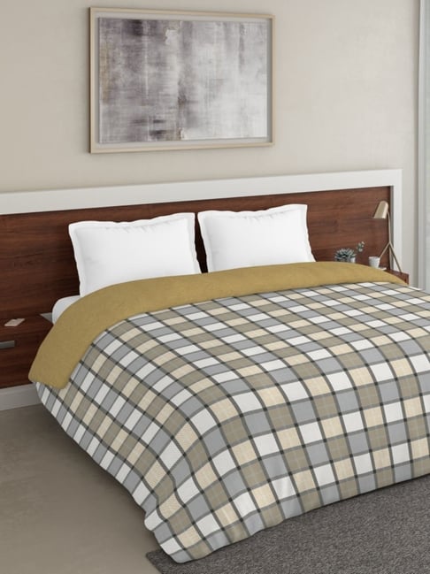 DDECOR Live Beautiful Olive & Navy Cotton 150 TC Comforter - Set of 1