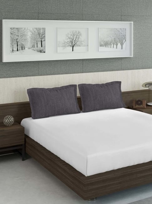 DDECOR Live Beautiful Grey Cotton 210 TC Pillow Covers - Set of 2